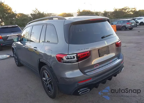 2023 Mercedes-Benz Glb 250 4Matic z USA, uszkodzony, nr VIN W1N4M4HB8PW282195